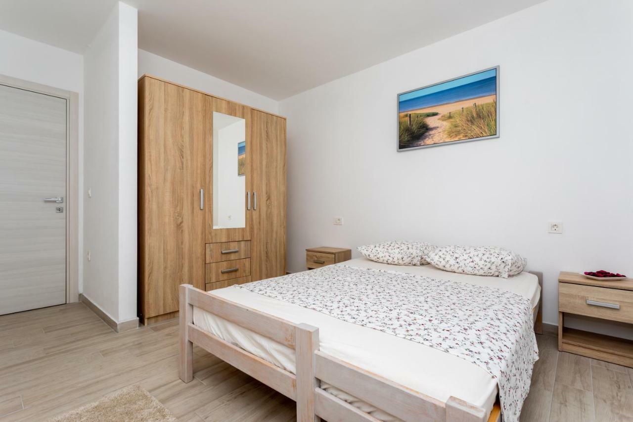 Apartments Ibis Čižići Exteriér fotografie