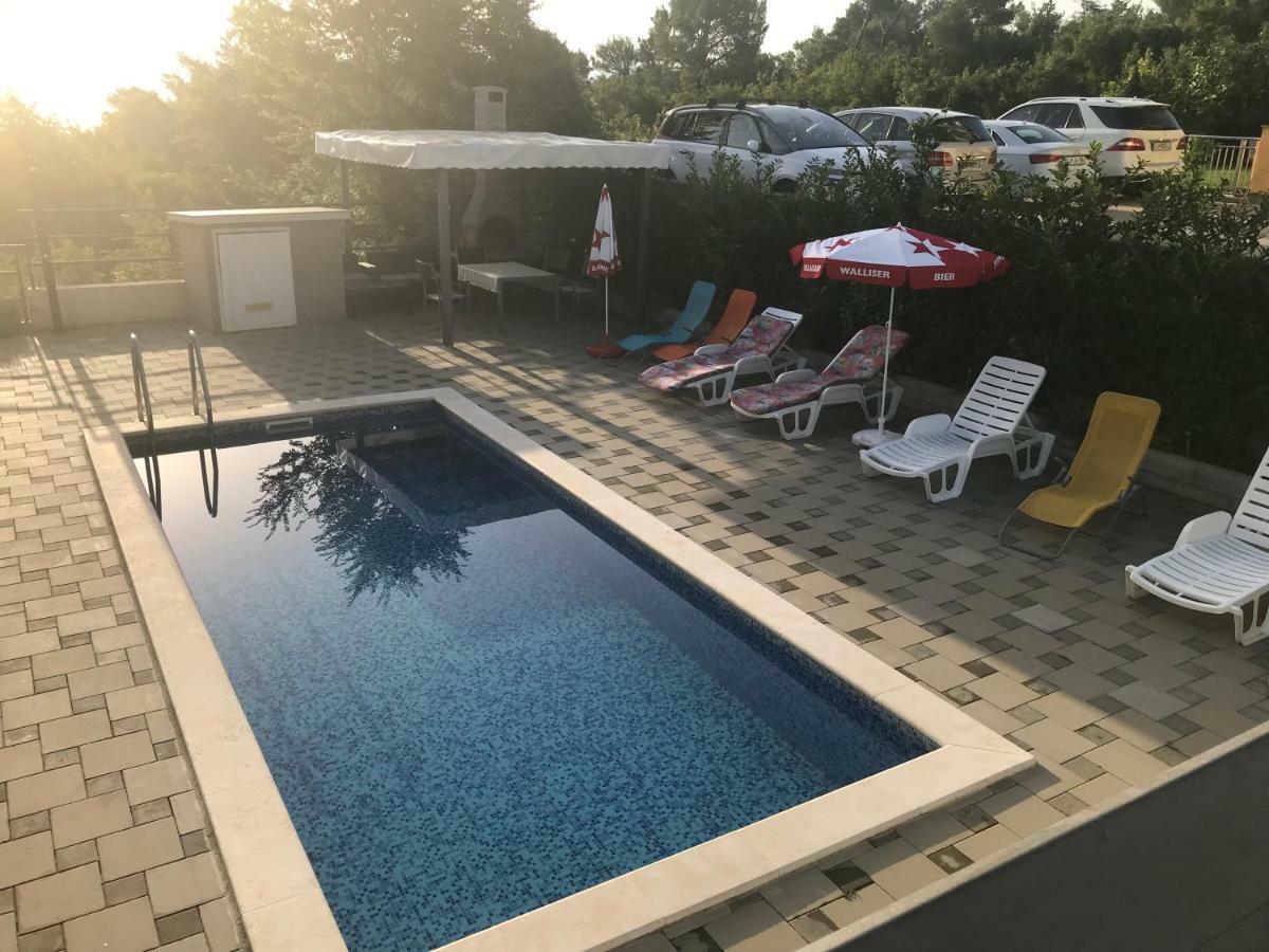 Apartments Ibis Čižići Exteriér fotografie